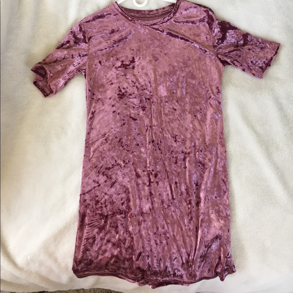 Velvets pink dress